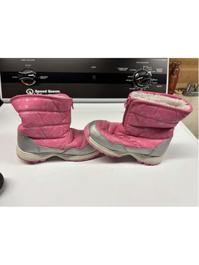 Snow Boots Size 13